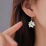 14K Gold-Plated Daisy Earrings