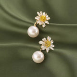 18K Gold-plated Elegant Small Daisy Artificial Pearl Earrings