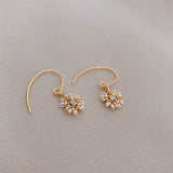 18K Gold-plated Rice Grain Natural Freshwater Pearl Lace Flower Zircon Earrings