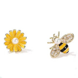 Silver Post Bee And Daisy Flower Stud Earrings