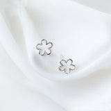 Sterling Silver Elegant Glitter Flower Studs